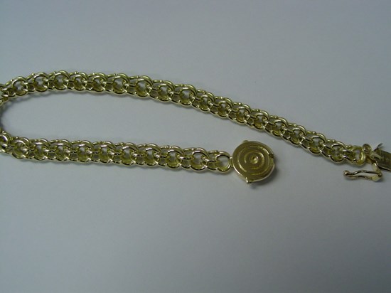 Yellow Gold Chain Bracelet Image