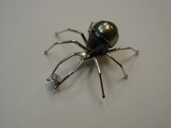Tahitian Pearl with Bezel Set Diamonds Spider Brooch Image