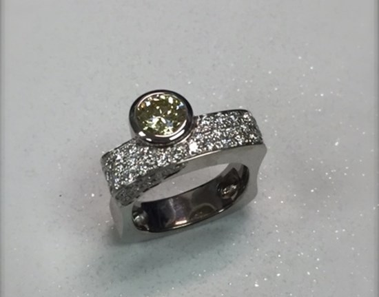 Bezel Set Round Diamond Ring in White Gold with Pave Diamonds Image